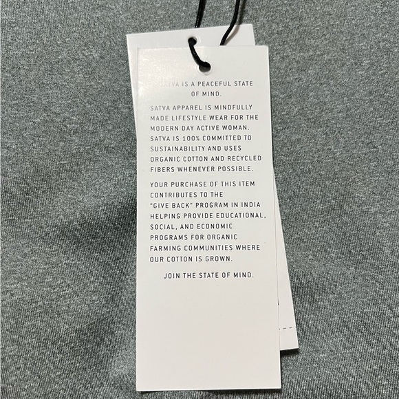 High-Waist Legging - Picture 5 of 8